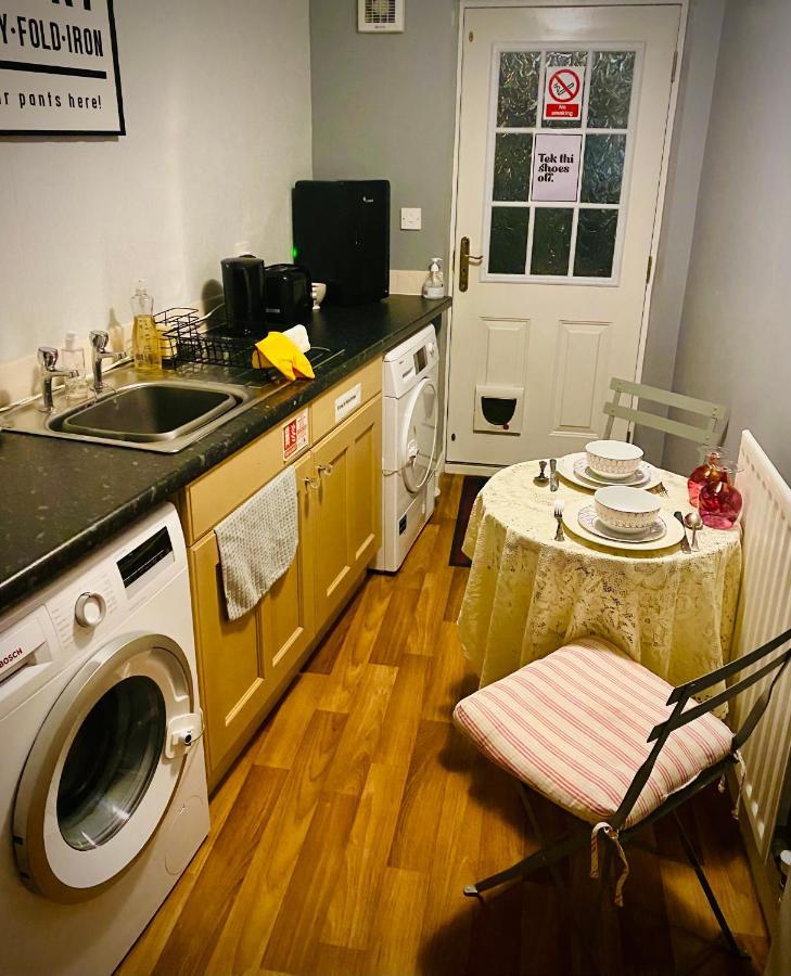 Modern Ground Floor Apartment With Free Parking Very Near Centre Ripon Eksteriør bilde